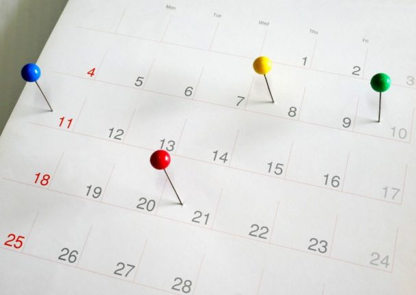 Czy kalendarze papierowe wciąż są popularne? Zalety korzystania z nich